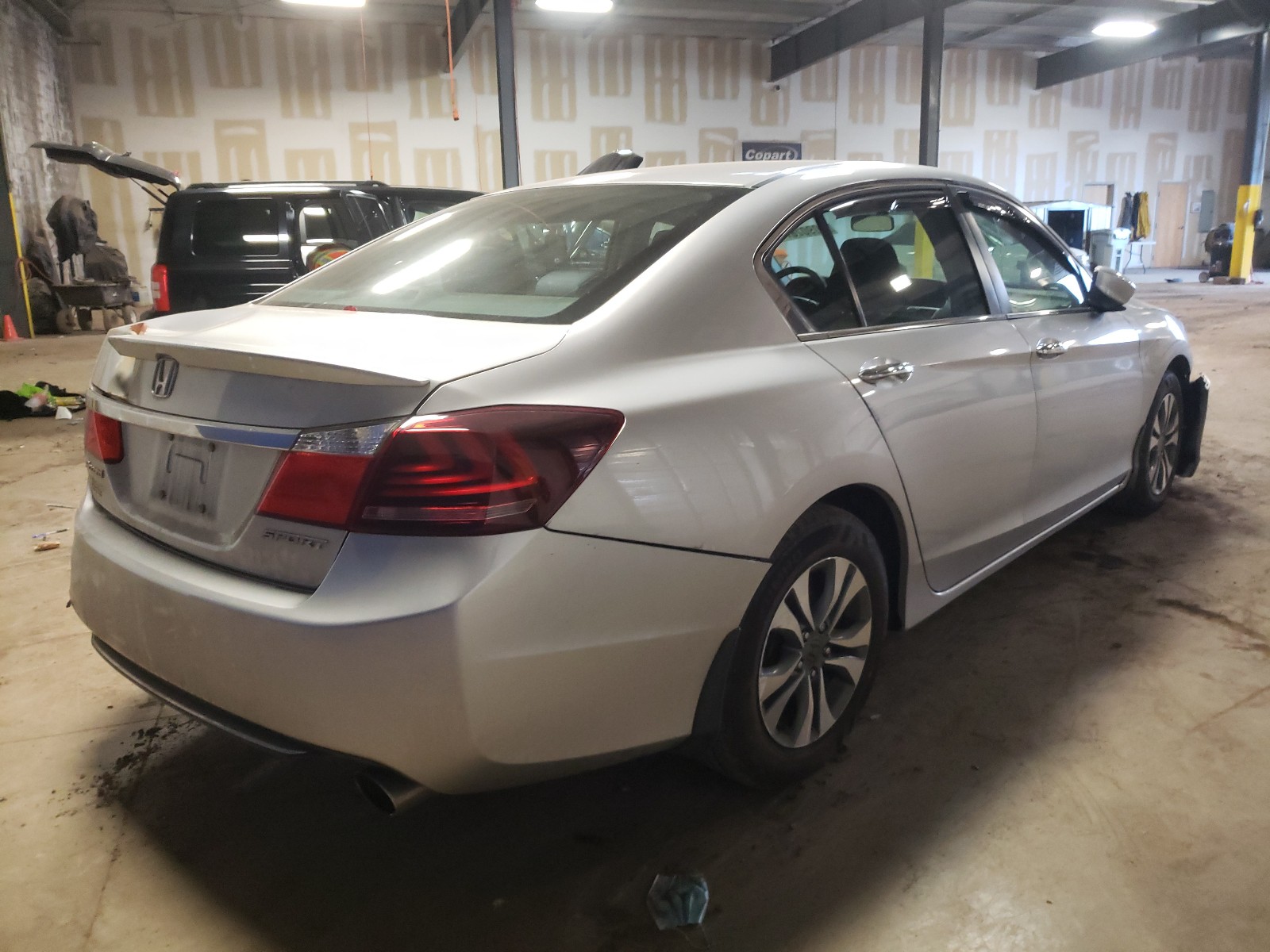 Photo 3 VIN: 1HGCR2F35EA250210 - HONDA ACCORD LX 