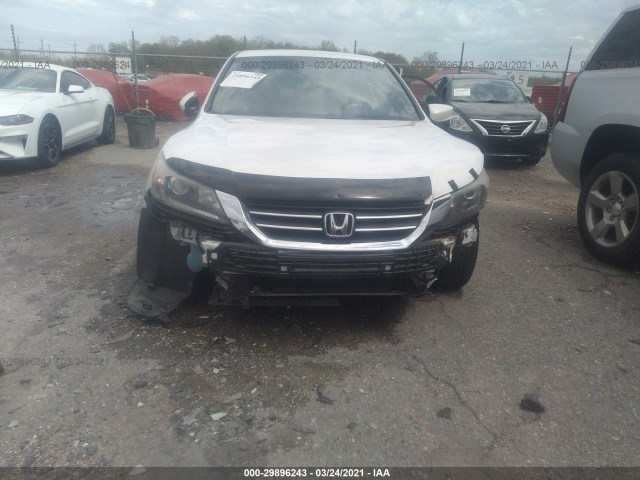 Photo 5 VIN: 1HGCR2F35EA264656 - HONDA ACCORD SEDAN 