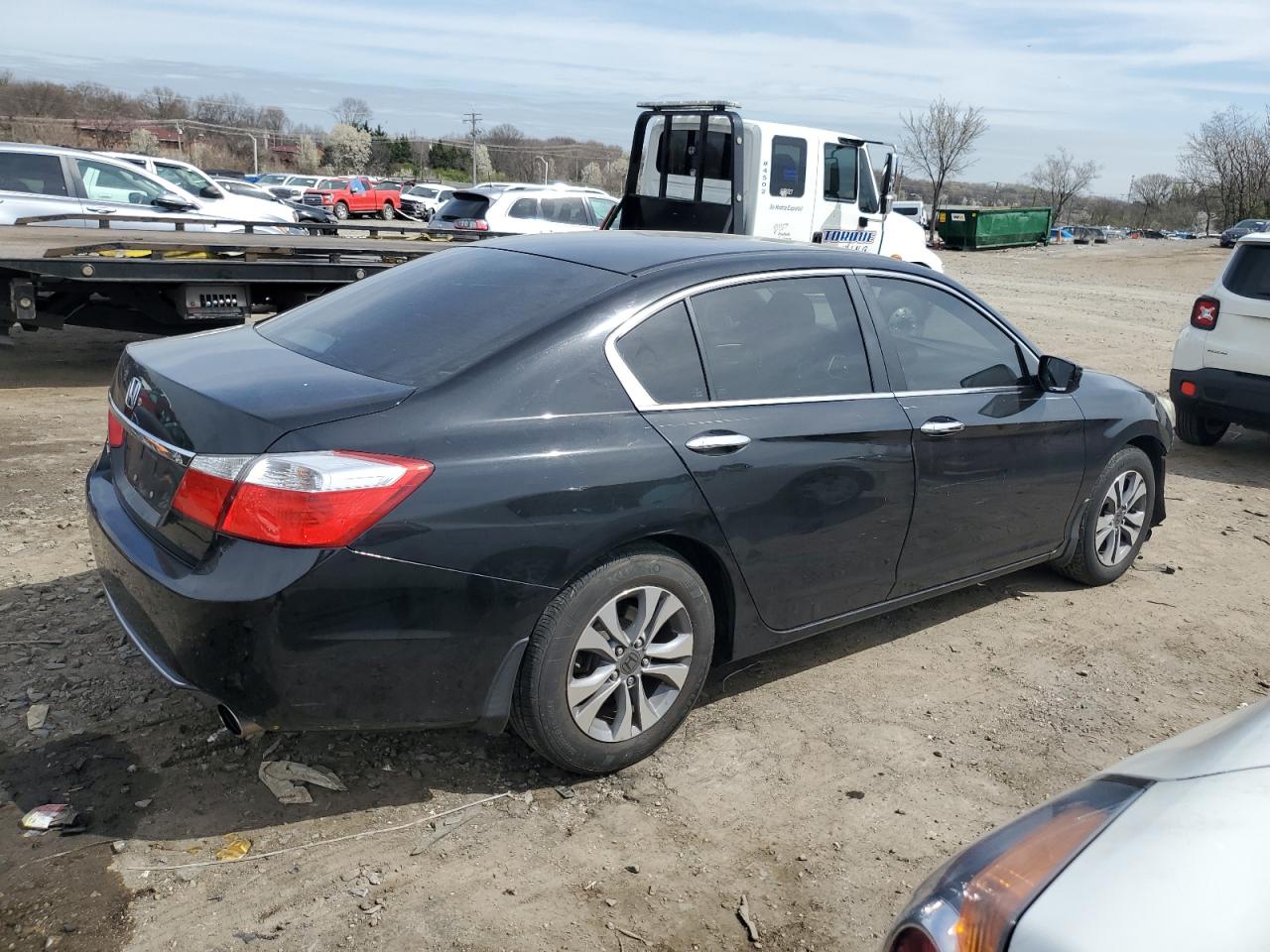 Photo 2 VIN: 1HGCR2F35EA294384 - HONDA ACCORD 