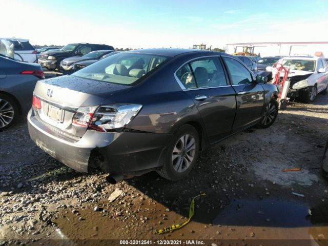 Photo 3 VIN: 1HGCR2F35FA009300 - HONDA ACCORD SEDAN 