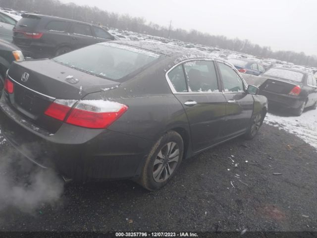 Photo 3 VIN: 1HGCR2F35FA047013 - HONDA ACCORD 