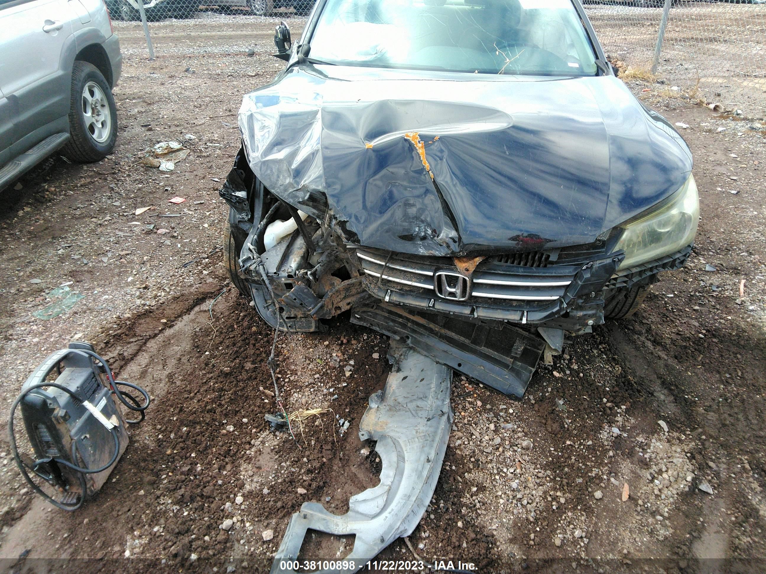 Photo 12 VIN: 1HGCR2F35FA055421 - HONDA ACCORD 