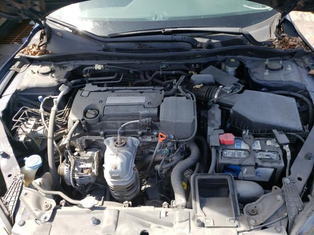 Photo 6 VIN: 1HGCR2F35FA127685 - HONDA ACCORD LX 