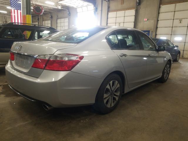 Photo 3 VIN: 1HGCR2F35FA164719 - HONDA ACCORD LX 