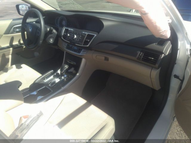 Photo 4 VIN: 1HGCR2F35FA250208 - HONDA ACCORD SEDAN 