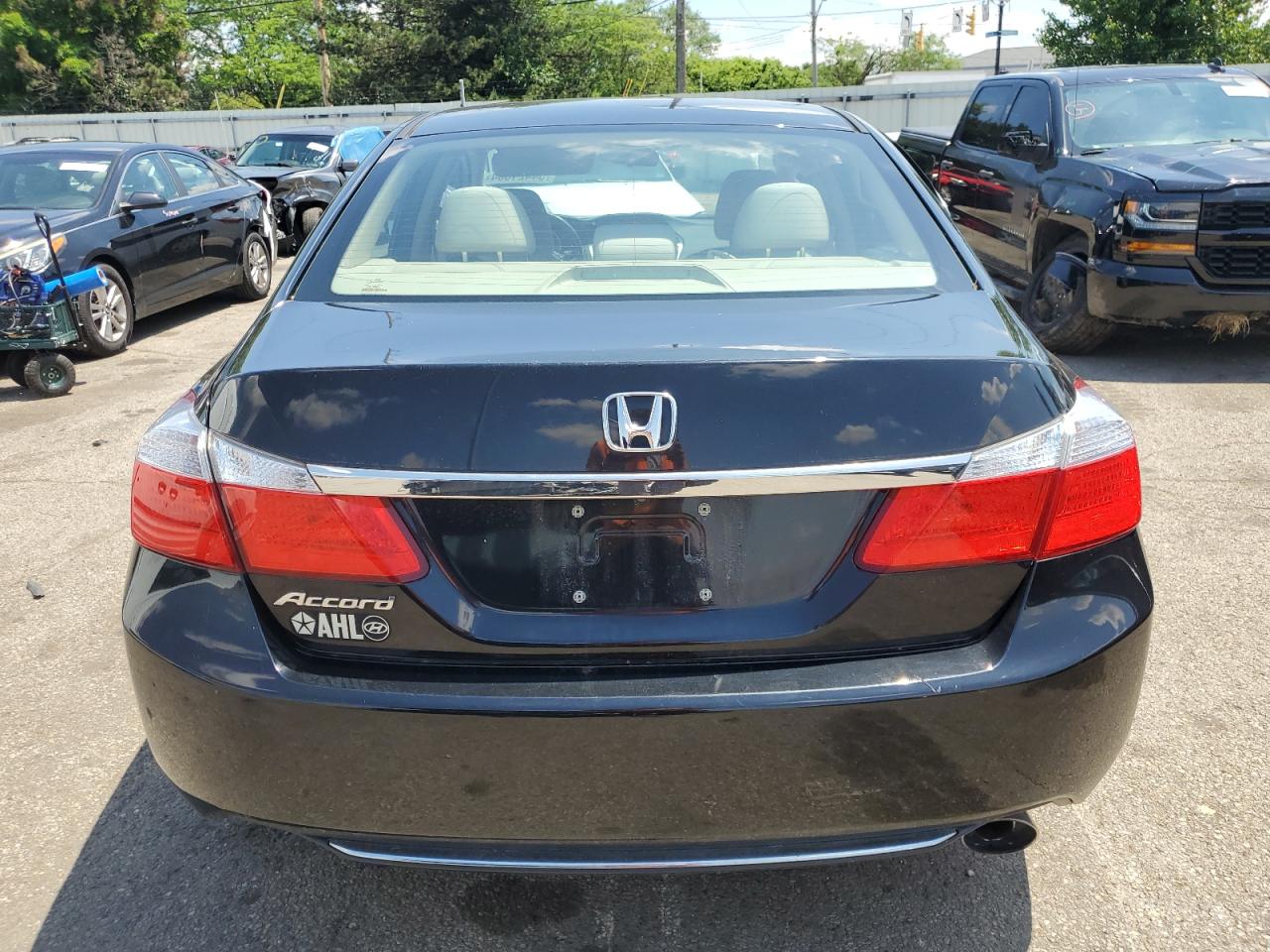 Photo 5 VIN: 1HGCR2F35FA268191 - HONDA ACCORD 