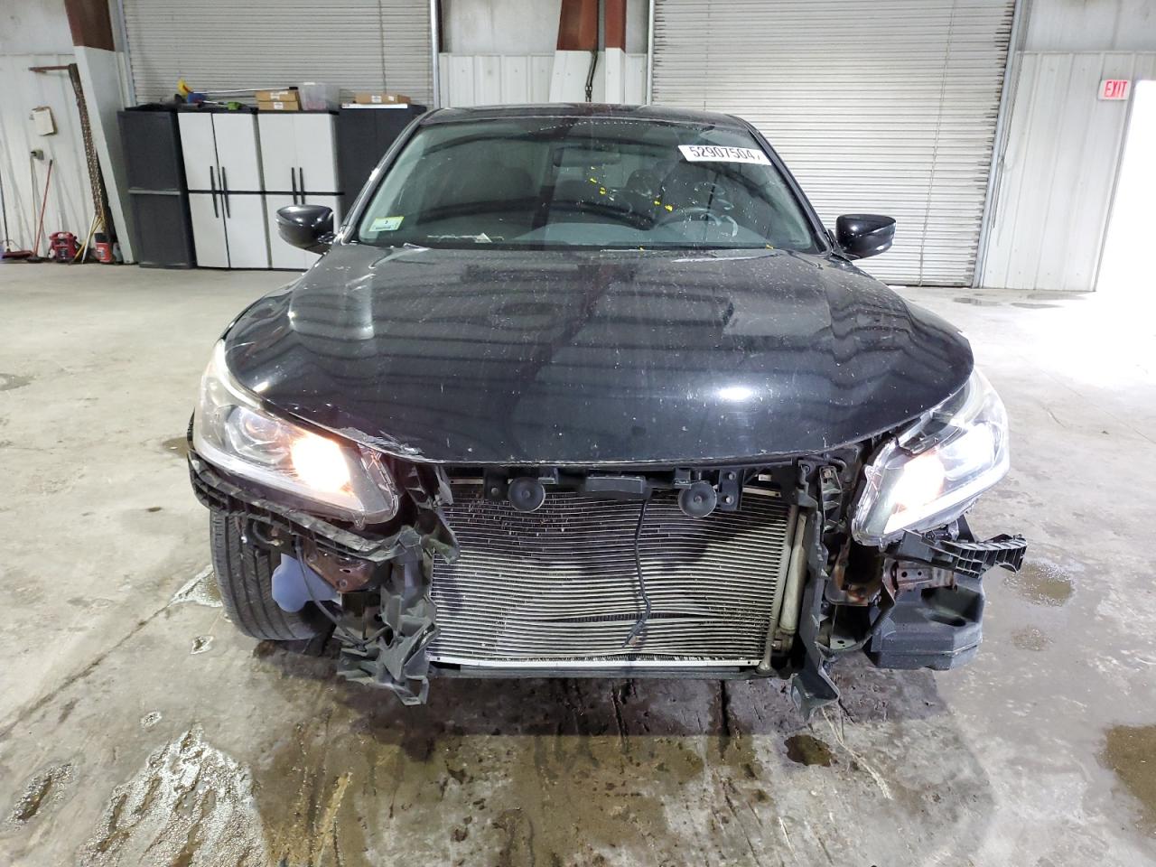 Photo 4 VIN: 1HGCR2F35GA001313 - HONDA ACCORD 