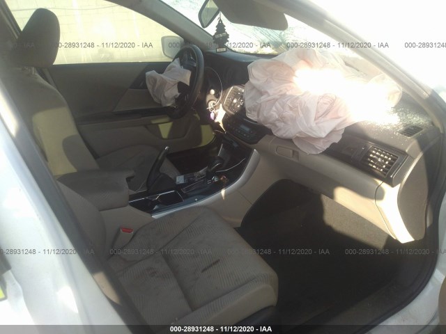 Photo 4 VIN: 1HGCR2F35GA055372 - HONDA ACCORD SEDAN 