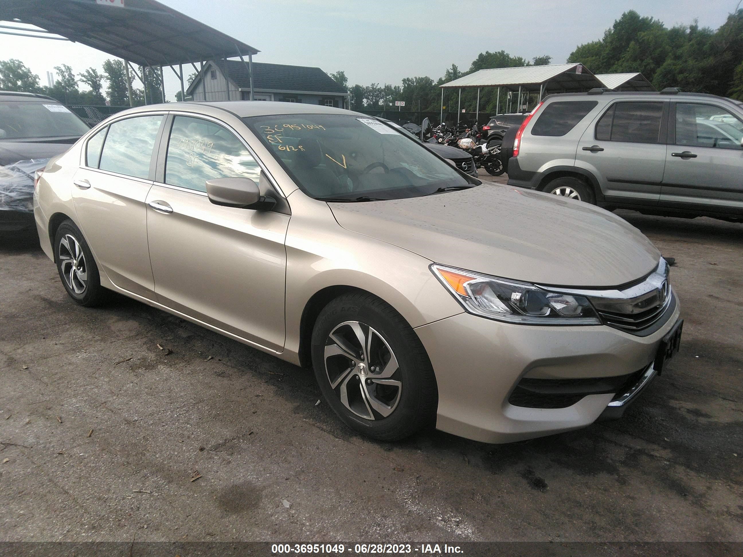 Photo 0 VIN: 1HGCR2F35GA061382 - HONDA ACCORD 