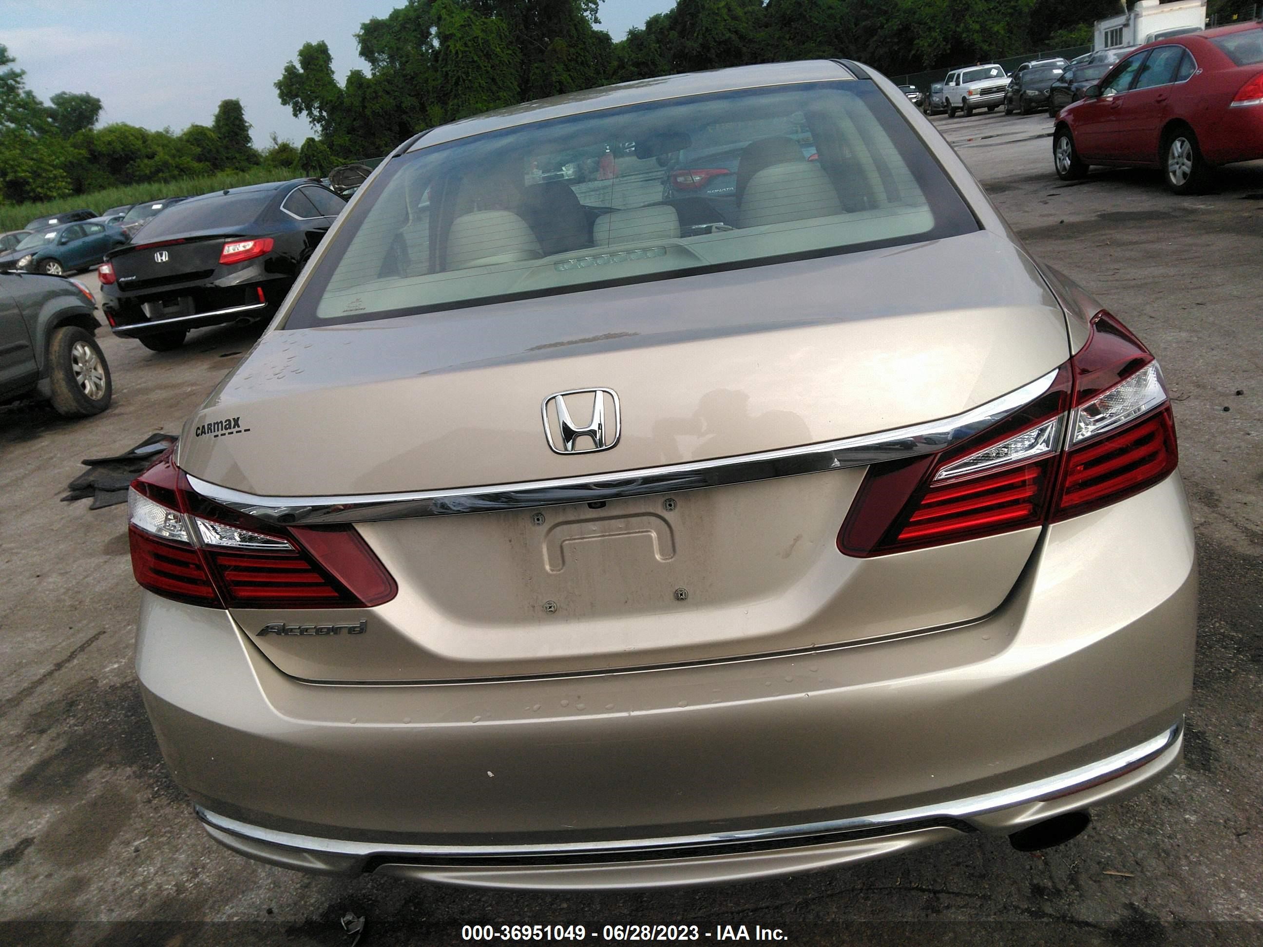 Photo 15 VIN: 1HGCR2F35GA061382 - HONDA ACCORD 