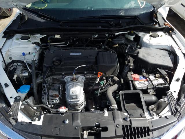 Photo 6 VIN: 1HGCR2F35GA061639 - HONDA ACCORD LX 