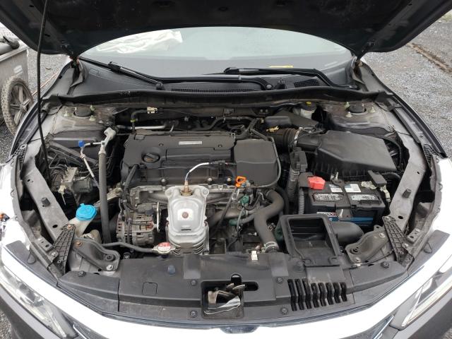 Photo 6 VIN: 1HGCR2F35GA109124 - HONDA ACCORD LX 