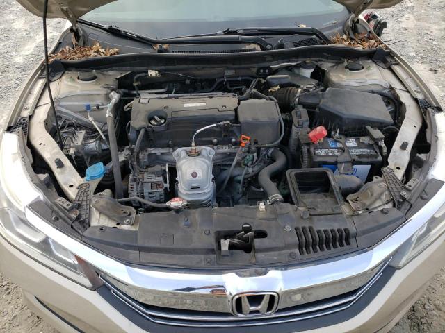 Photo 10 VIN: 1HGCR2F35GA146643 - HONDA ACCORD LX 