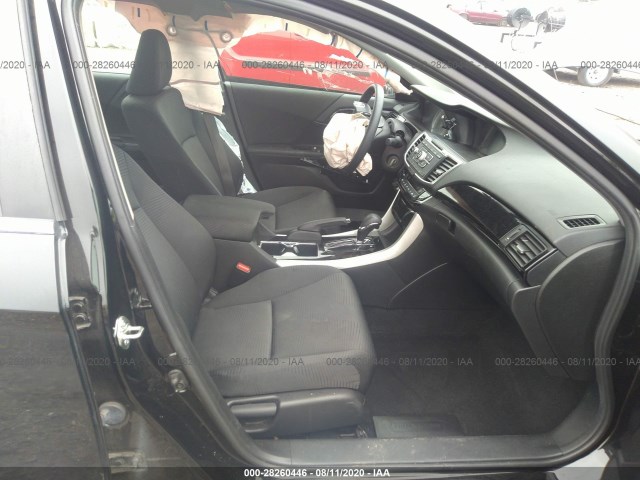 Photo 4 VIN: 1HGCR2F35GA164656 - HONDA ACCORD SEDAN 