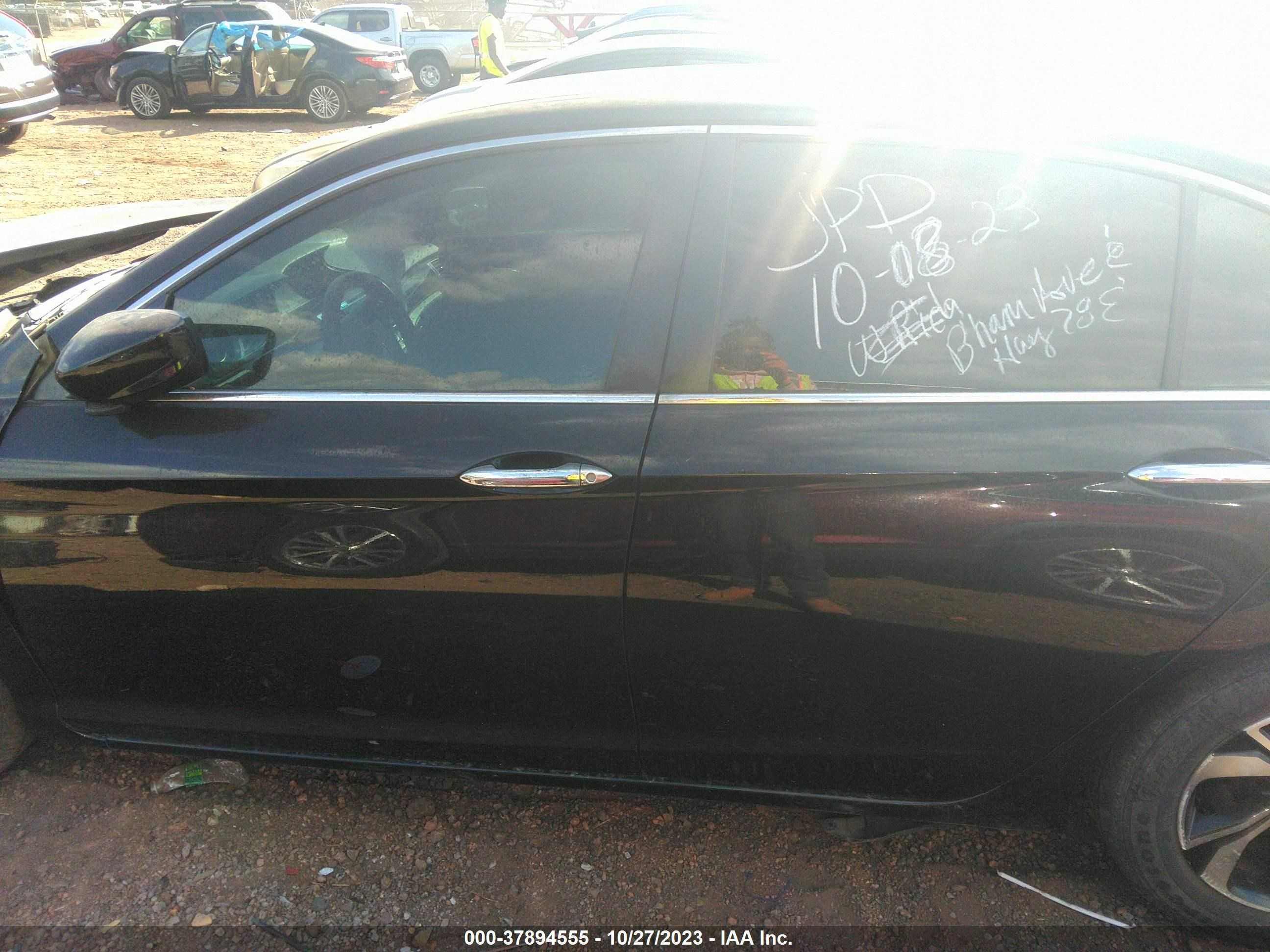 Photo 13 VIN: 1HGCR2F35GA184552 - HONDA ACCORD 