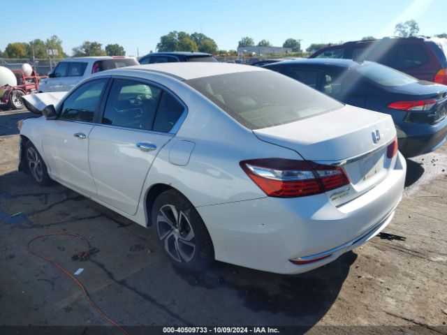 Photo 2 VIN: 1HGCR2F35HA050643 - HONDA ACCORD 