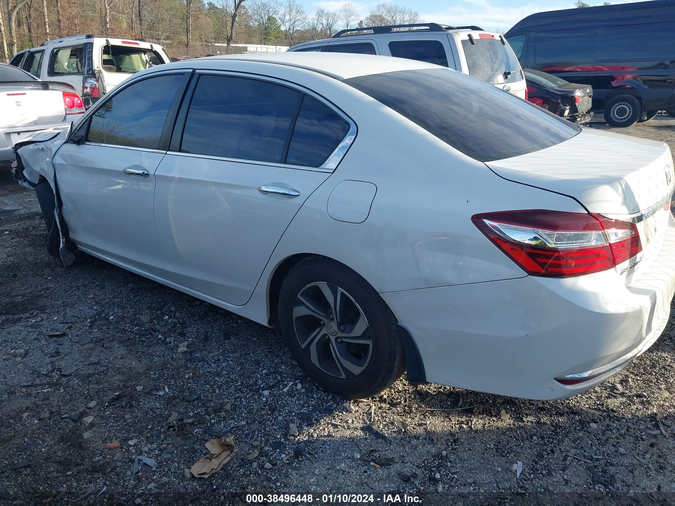 Photo 2 VIN: 1HGCR2F35HA112946 - HONDA ACCORD 