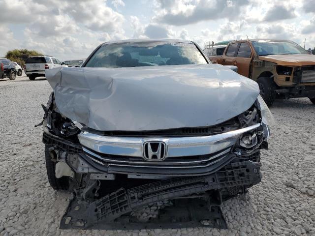 Photo 4 VIN: 1HGCR2F35HA115362 - HONDA ACCORD LX 