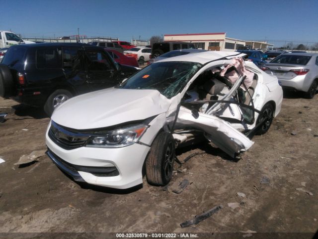 Photo 1 VIN: 1HGCR2F35HA143971 - HONDA ACCORD SEDAN 