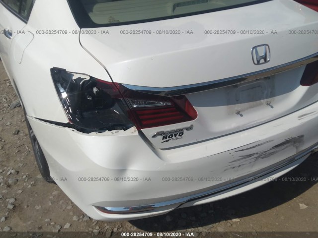 Photo 5 VIN: 1HGCR2F35HA156686 - HONDA ACCORD 