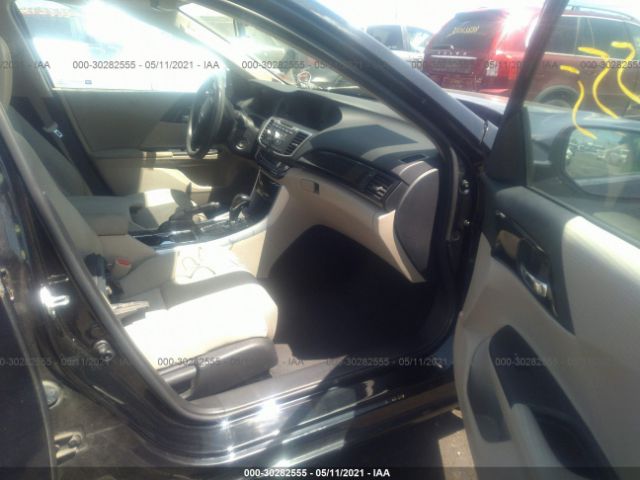 Photo 4 VIN: 1HGCR2F35HA172757 - HONDA ACCORD SEDAN 