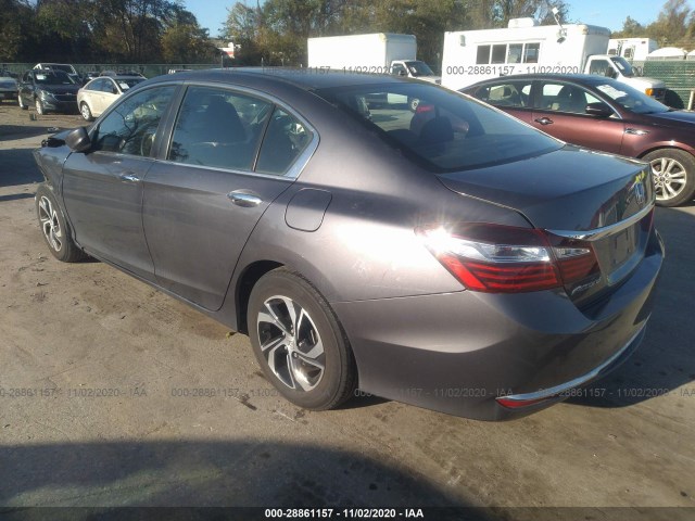 Photo 2 VIN: 1HGCR2F35HA195116 - HONDA ACCORD SEDAN 