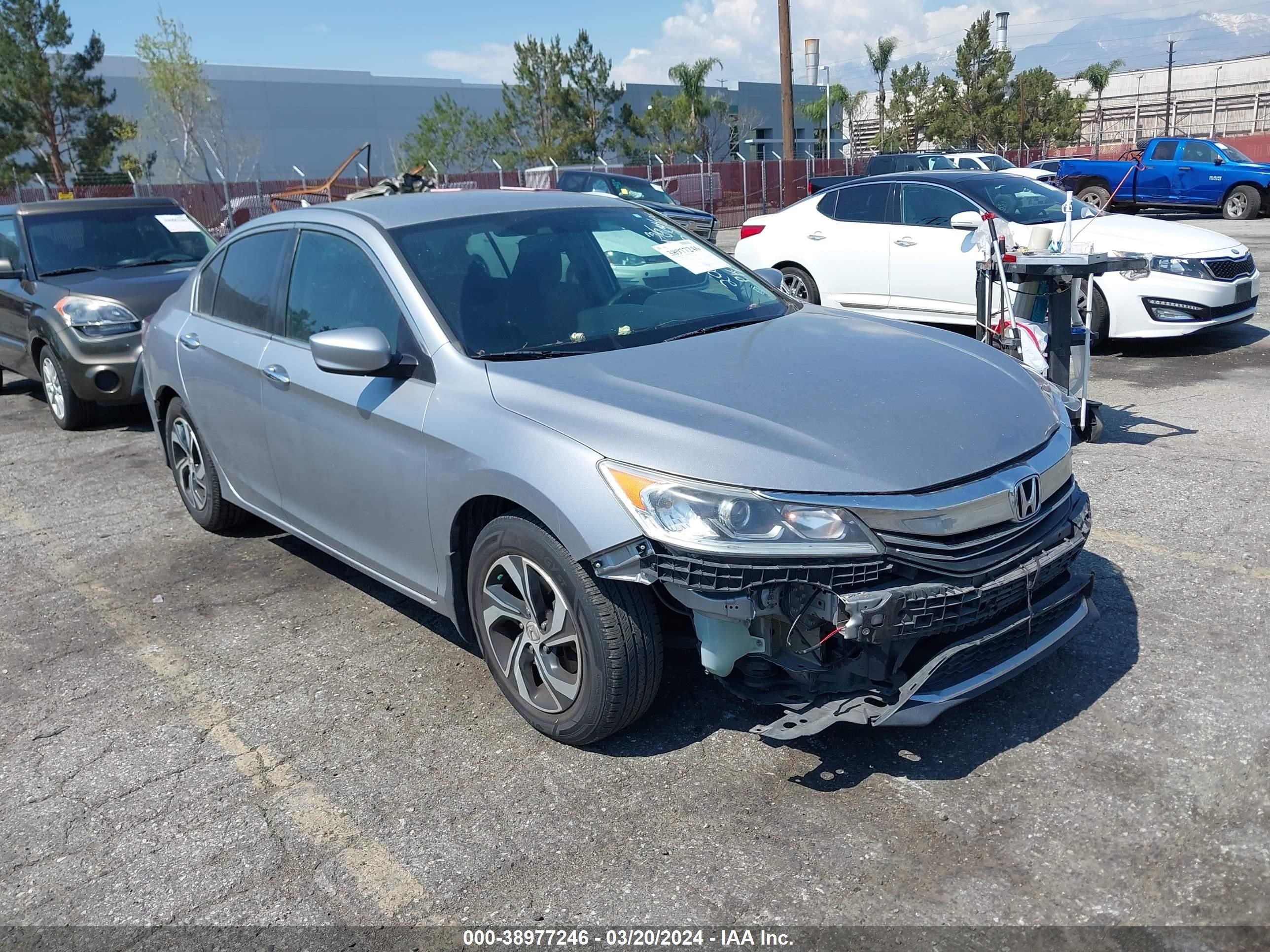 Photo 0 VIN: 1HGCR2F35HA206471 - HONDA ACCORD 