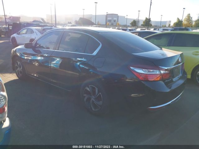 Photo 2 VIN: 1HGCR2F35HA235811 - HONDA ACCORD 