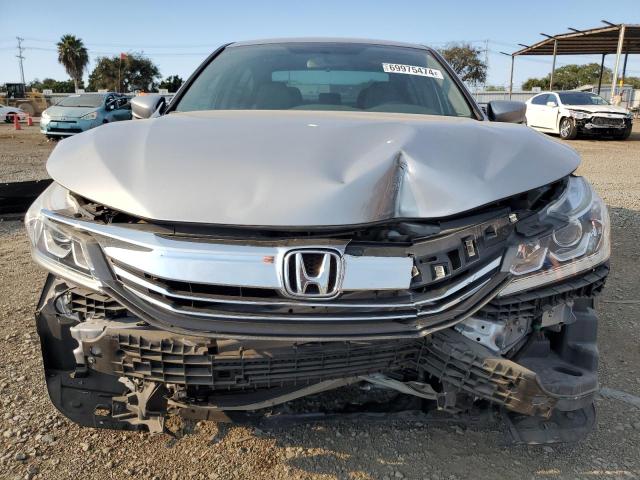 Photo 4 VIN: 1HGCR2F35HA236862 - HONDA ACCORD LX 