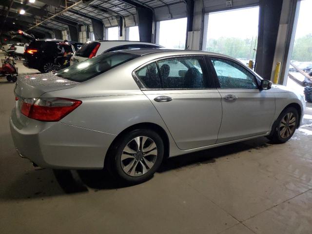 Photo 2 VIN: 1HGCR2F36DA017127 - HONDA ACCORD LX 