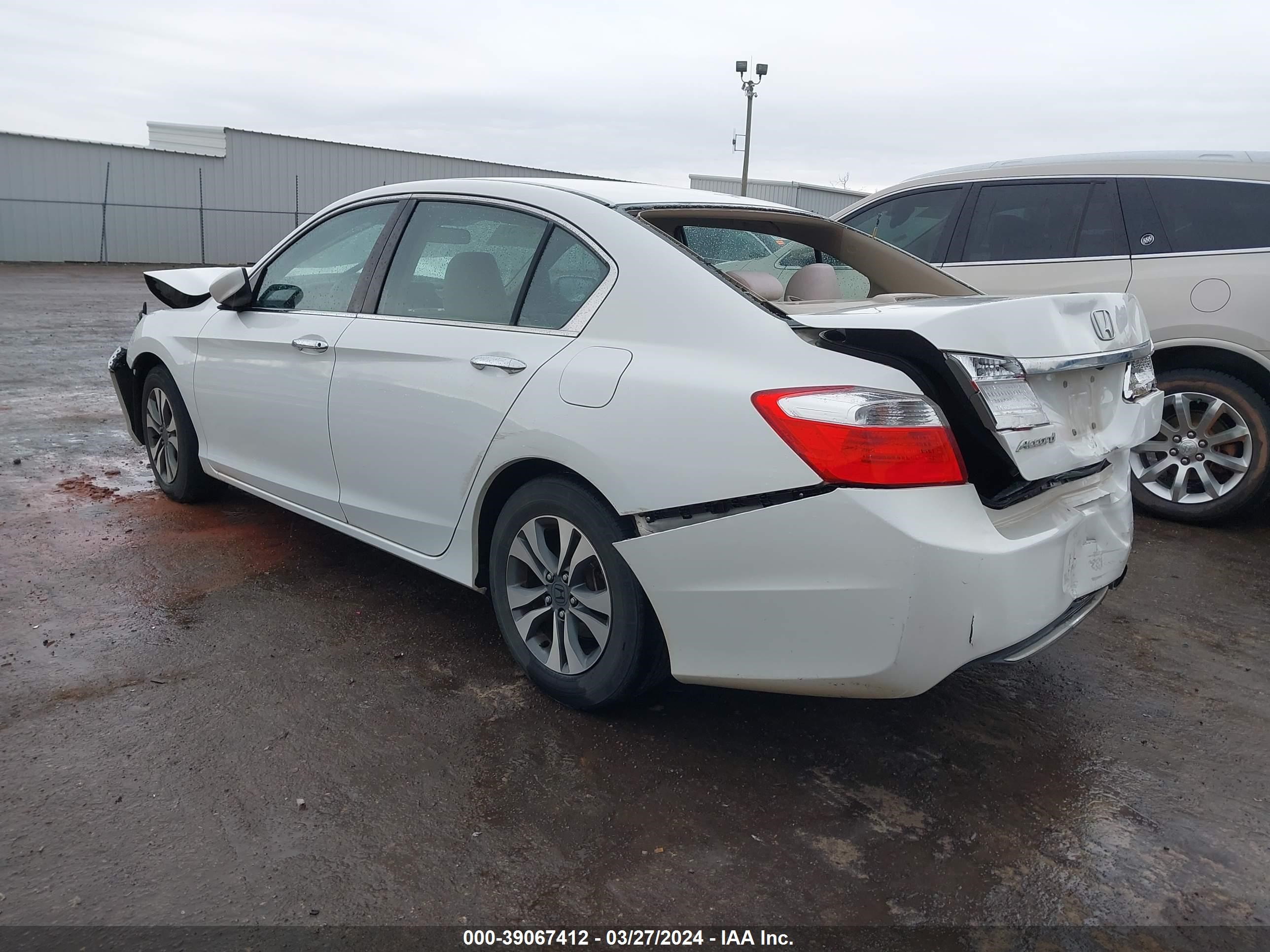 Photo 2 VIN: 1HGCR2F36DA047373 - HONDA ACCORD 