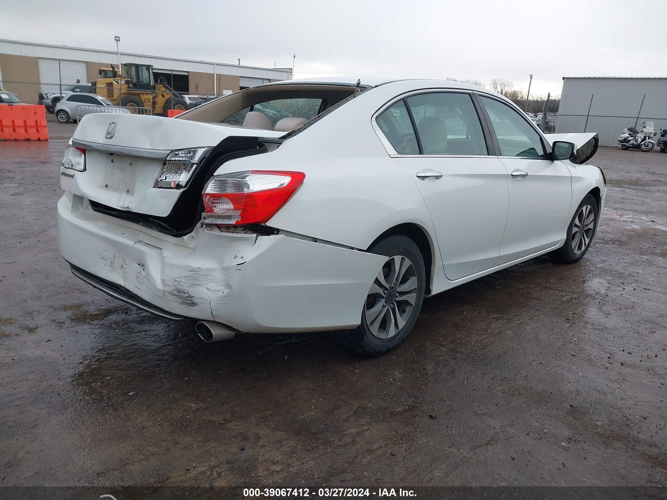 Photo 3 VIN: 1HGCR2F36DA047373 - HONDA ACCORD 