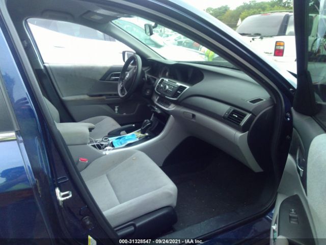 Photo 4 VIN: 1HGCR2F36DA206327 - HONDA ACCORD SDN 