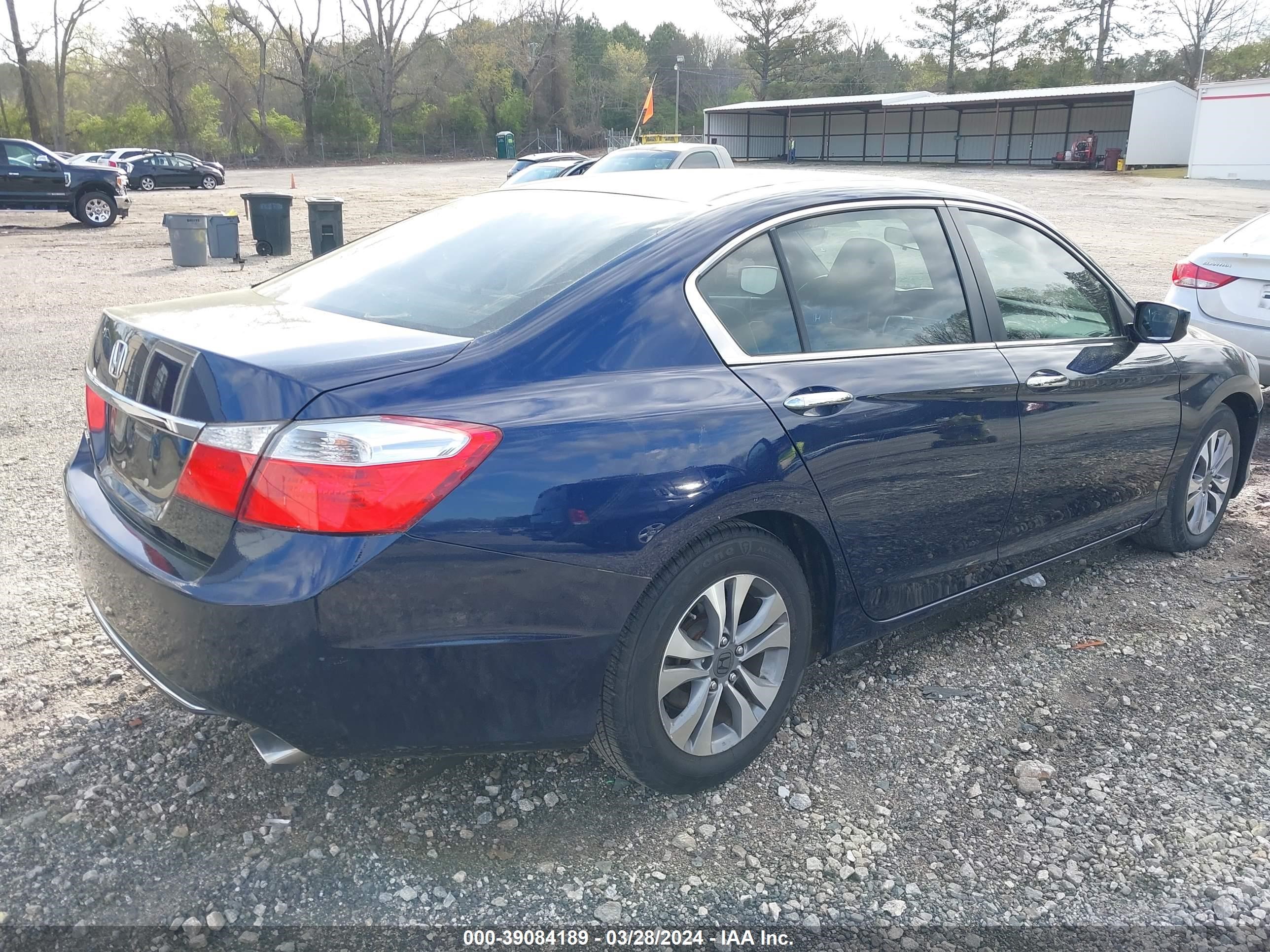 Photo 3 VIN: 1HGCR2F36DA213813 - HONDA ACCORD 