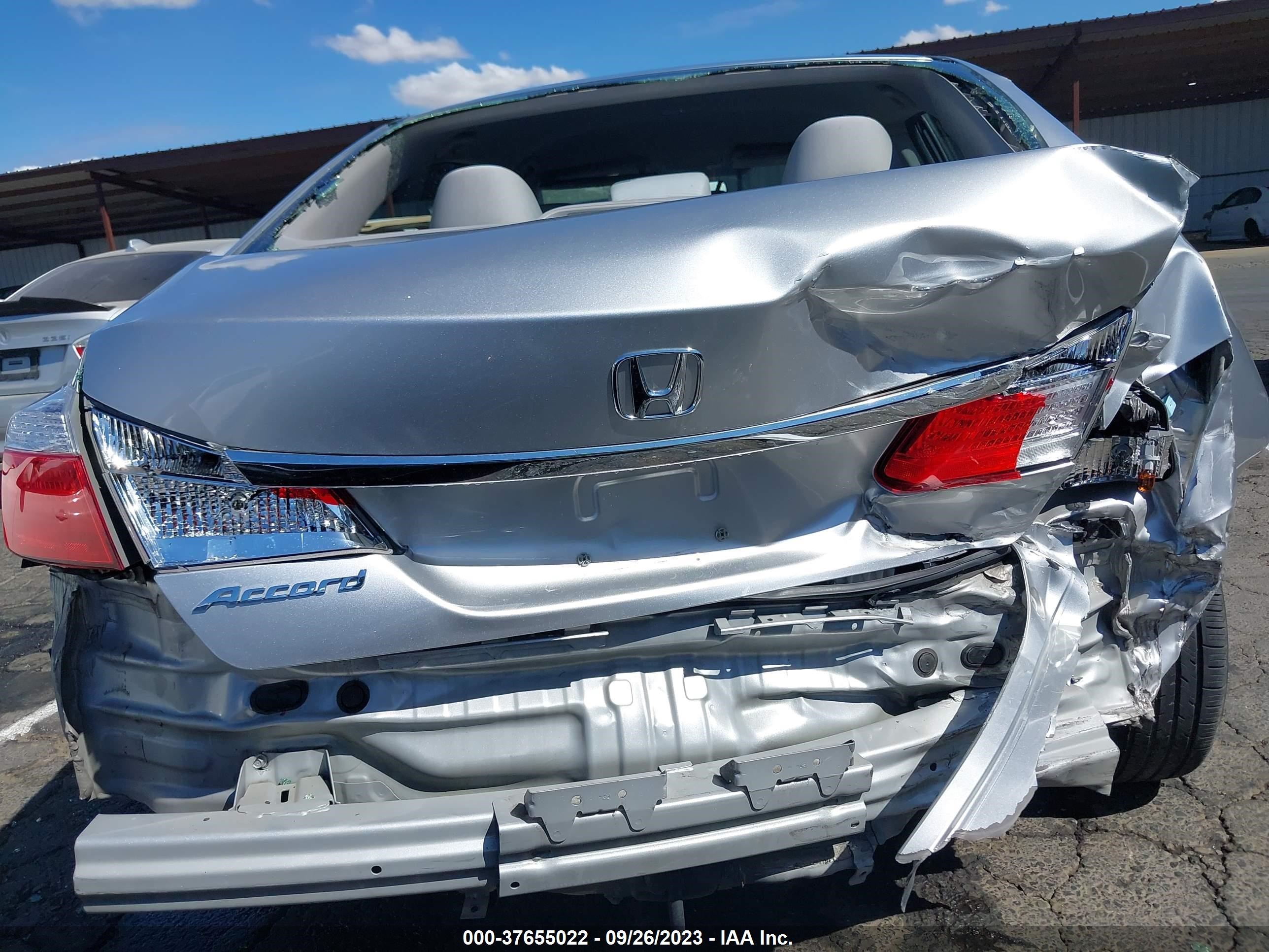 Photo 16 VIN: 1HGCR2F36EA048931 - HONDA ACCORD 