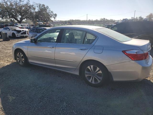 Photo 1 VIN: 1HGCR2F36FA063091 - HONDA ACCORD LX 