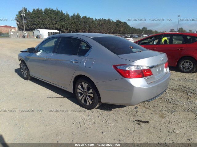 Photo 2 VIN: 1HGCR2F36FA074933 - HONDA ACCORD SEDAN 