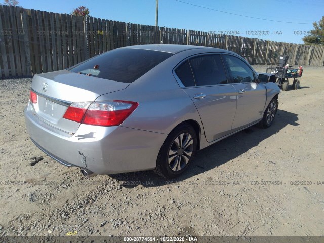 Photo 3 VIN: 1HGCR2F36FA074933 - HONDA ACCORD SEDAN 