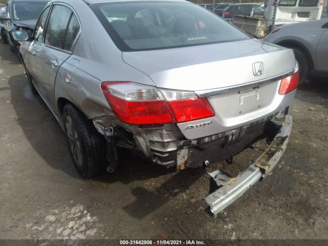 Photo 5 VIN: 1HGCR2F36FA104822 - HONDA ACCORD SEDAN 