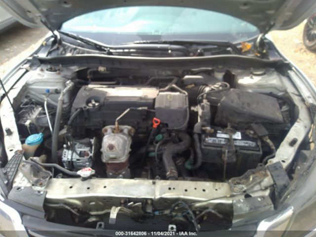 Photo 9 VIN: 1HGCR2F36FA104822 - HONDA ACCORD SEDAN 