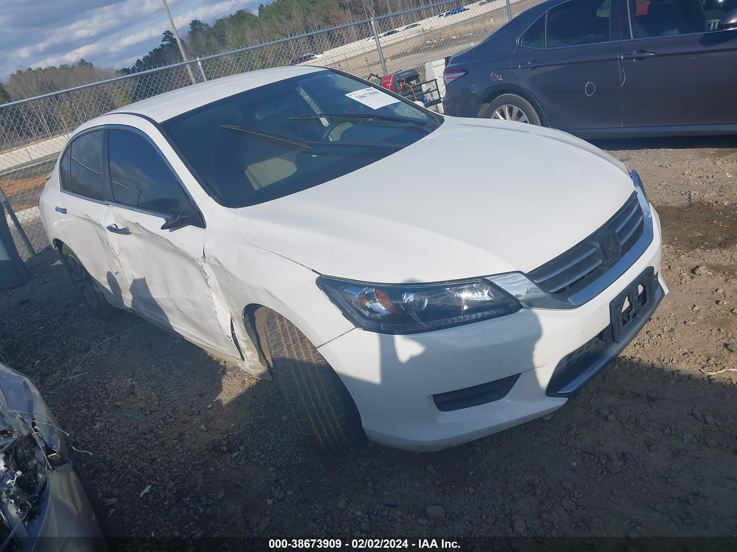 Photo 0 VIN: 1HGCR2F36FA118395 - HONDA ACCORD 