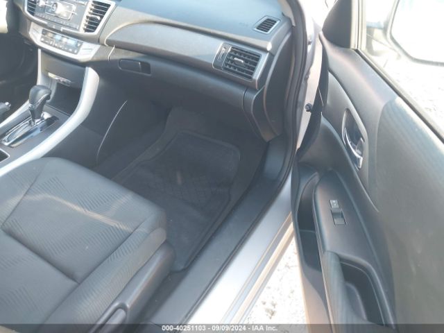 Photo 4 VIN: 1HGCR2F36FA127002 - HONDA ACCORD 