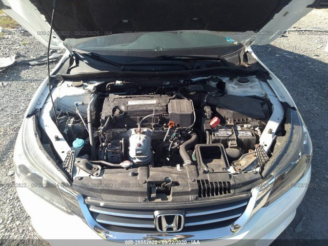 Photo 9 VIN: 1HGCR2F36FA135987 - HONDA ACCORD SEDAN 