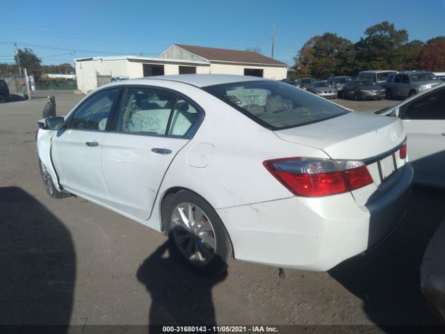 Photo 2 VIN: 1HGCR2F36FA154569 - HONDA ACCORD SEDAN 