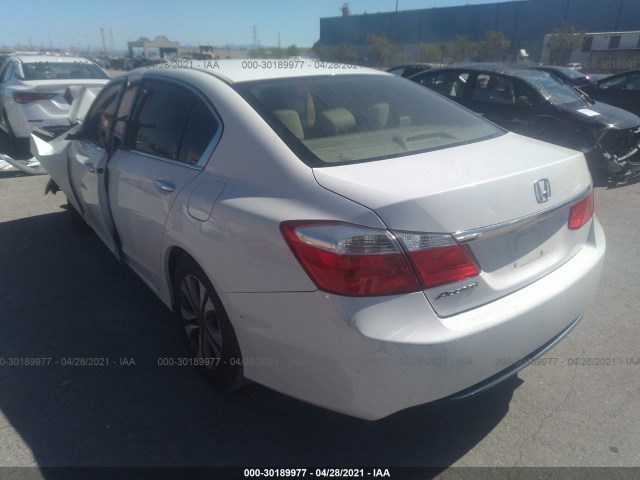 Photo 2 VIN: 1HGCR2F36FA177513 - HONDA ACCORD SEDAN 