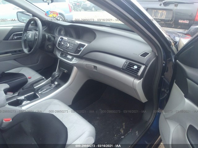 Photo 4 VIN: 1HGCR2F36FA202555 - HONDA ACCORD SEDAN 