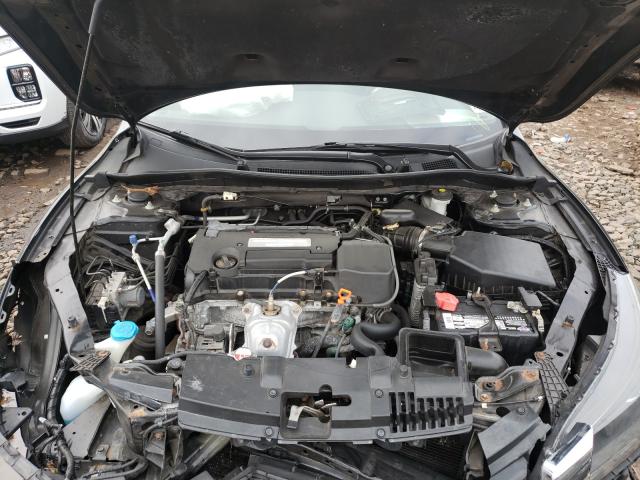 Photo 6 VIN: 1HGCR2F36FA210896 - HONDA ACCORD LX 