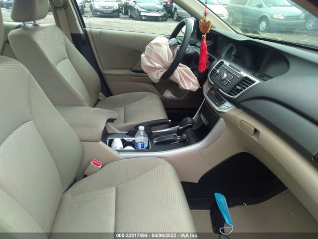 Photo 4 VIN: 1HGCR2F36FA261153 - HONDA ACCORD SEDAN 