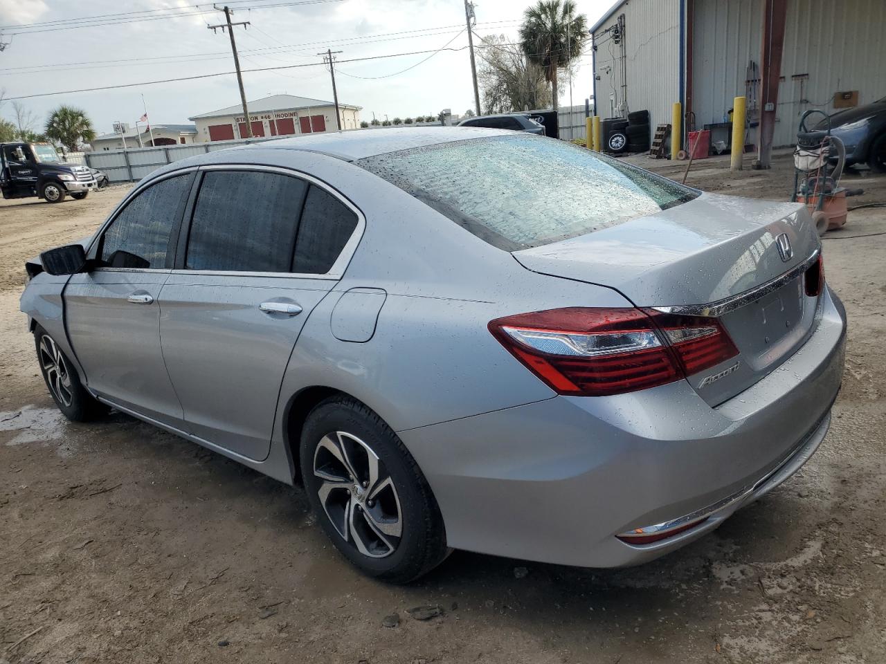 Photo 1 VIN: 1HGCR2F36GA014698 - HONDA ACCORD 