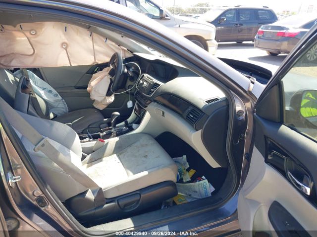 Photo 4 VIN: 1HGCR2F36GA174144 - HONDA ACCORD 